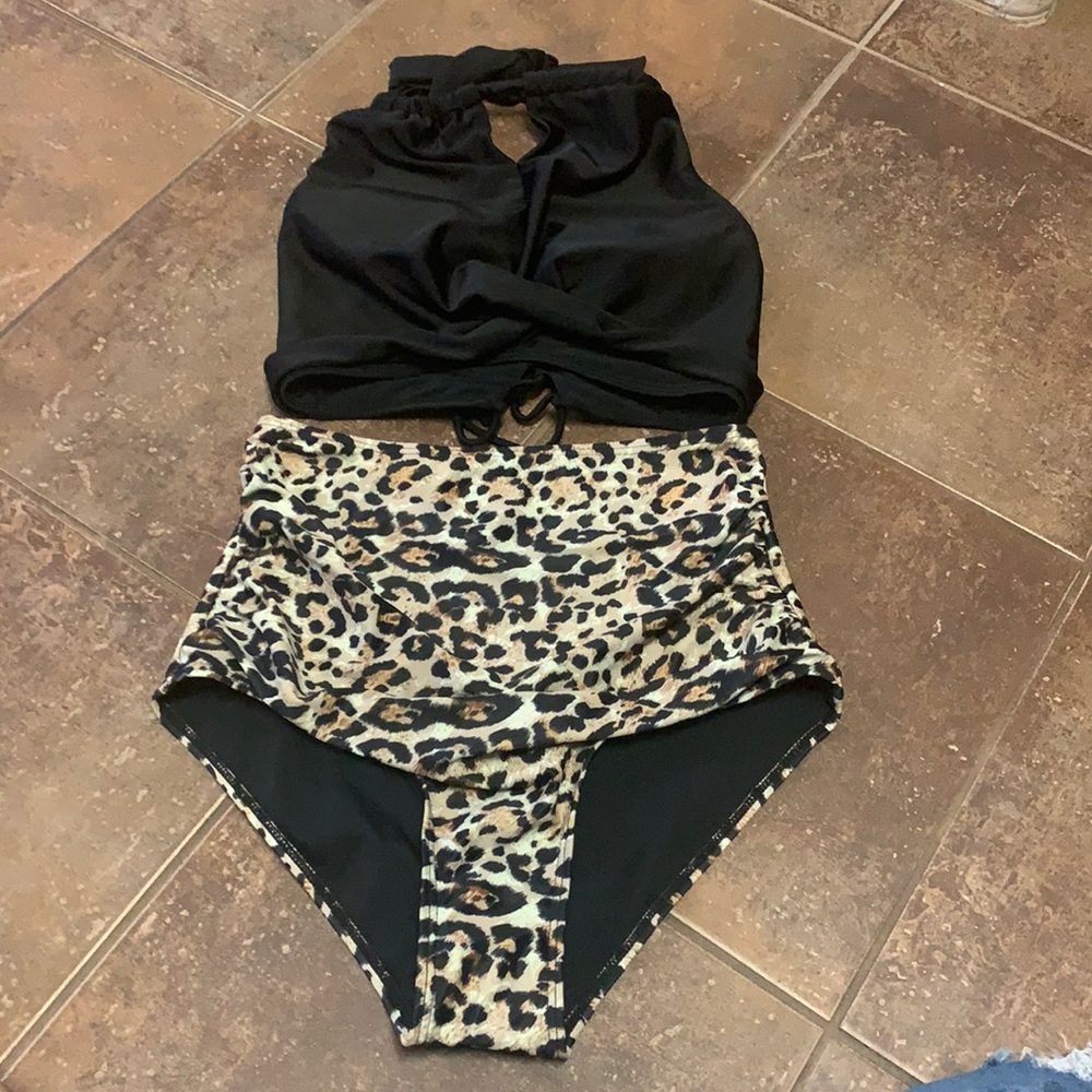 NWOT high waisted Swimsuit